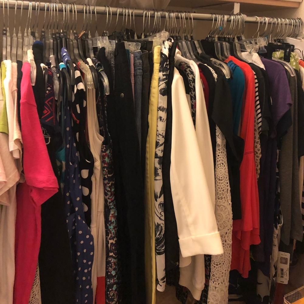Beautiful clothes - Picture 2 of 2
